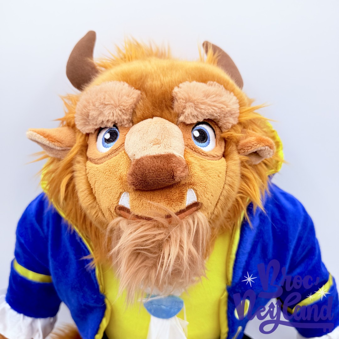 Peluche-La-Bête-XXL-Disney-Store-2017-La-Belle-et-la-Bête-grand-format-50-cm (3)