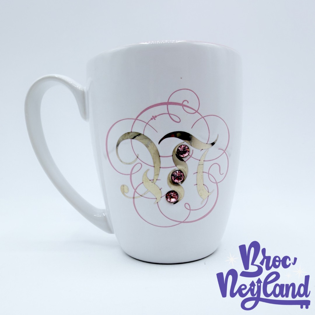 Tasse-Marie-Les-Aristochats-Disney-Parks-mug-Disneyland-chat-blanc-rose-diamant-strass (4)