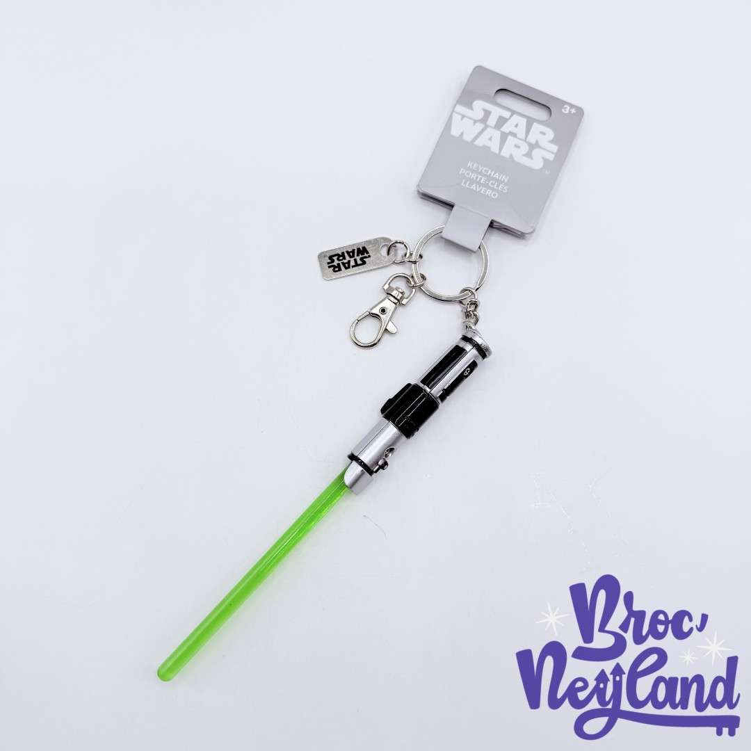 Porte-clés-Sabre-Laser-Yoda-Star-Wars-Disneyland-Paris-Disney-lumineux-vert (3)