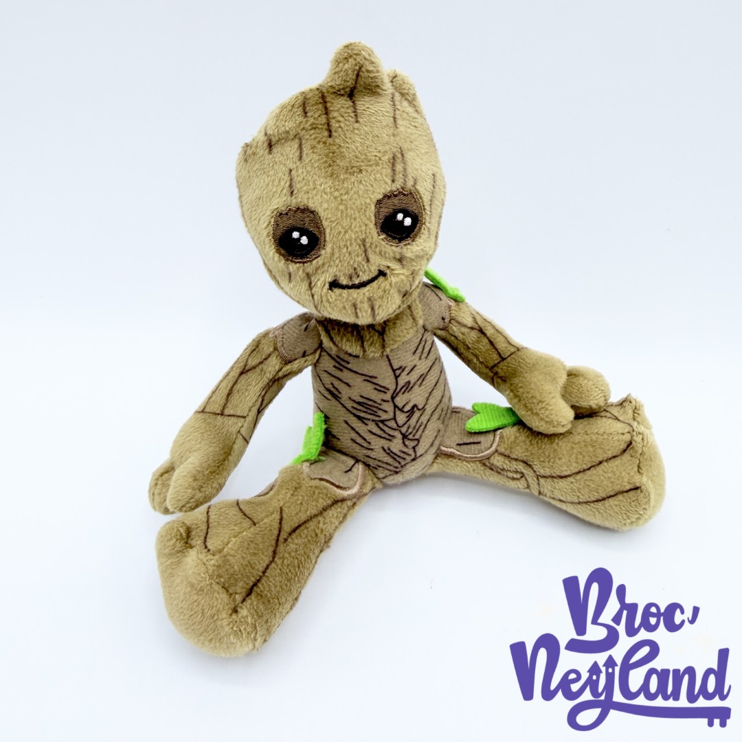 Peluche-épaule-Groot-Disney-Parks-Disneyland-Paris-Les-Gardiens-de-la-Galaxie-Marvel-peluche-aimantée-17-cm (3)
