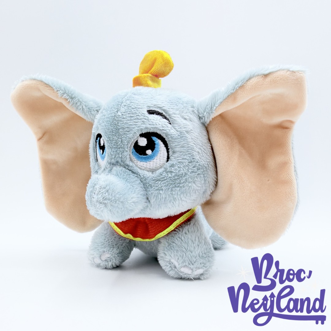 Peluche-Mini-Dumbo-Naïf-Disneyland-Paris-2021-Disney-éléphant-gris-15-cm (4)