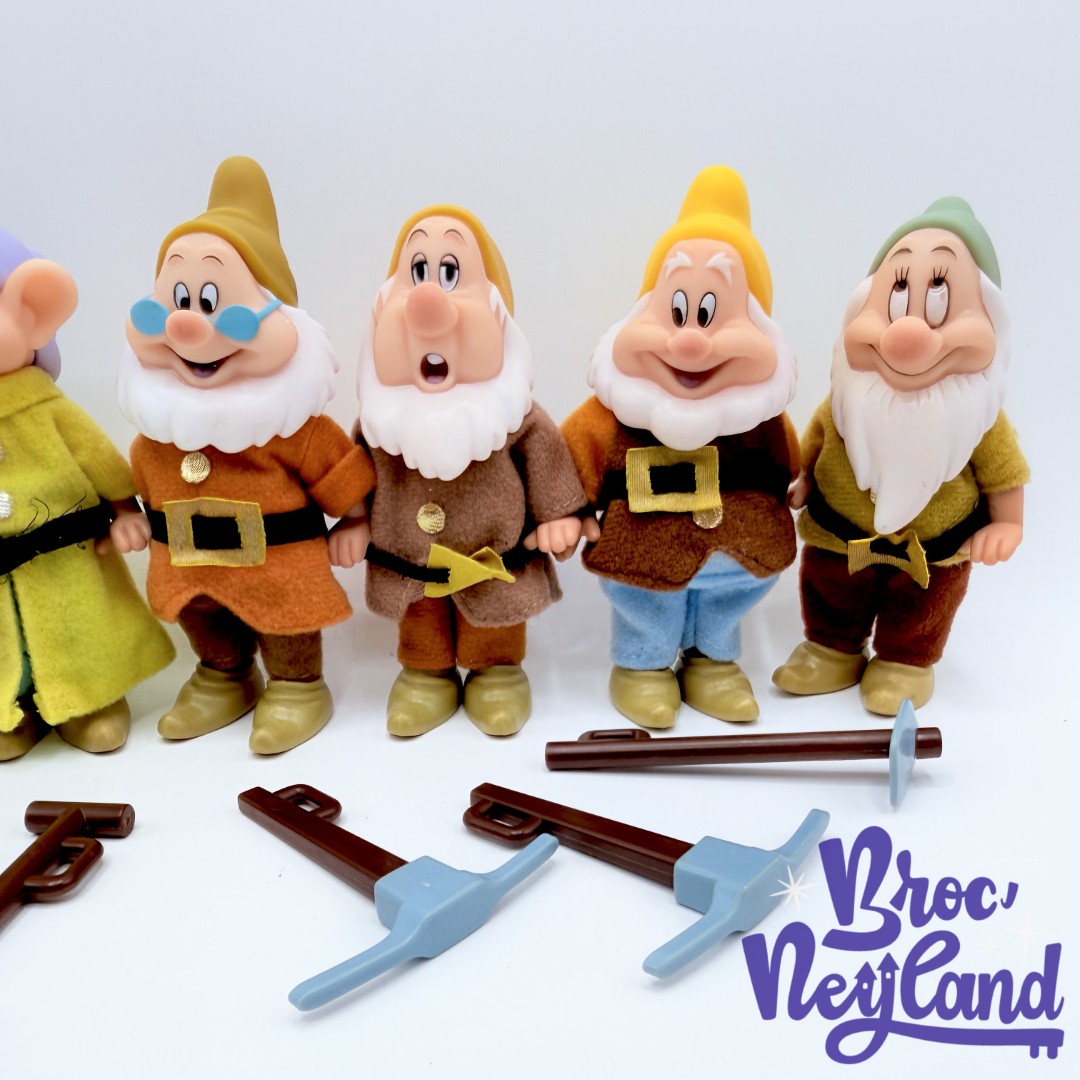 Mini-Poupées-Sept-Nains-Disney-Princess-Blanche-Neige-et-les-7-nains-13-CM (4)