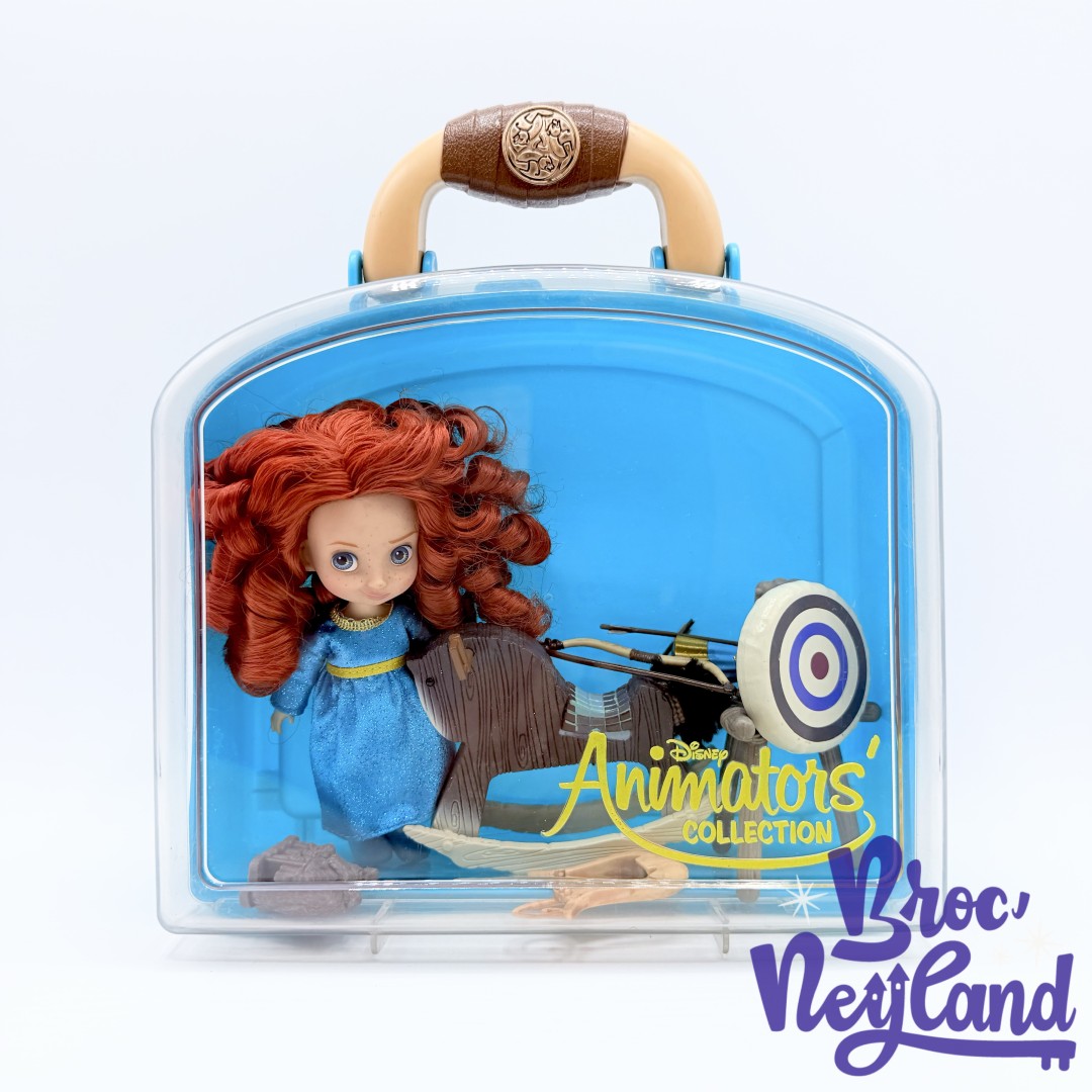 Ensemble-de-jeu-Coffret-Mini-Poupée-Mérida-Rebelle-Animators-Collection-Disney-Store-valise (5)