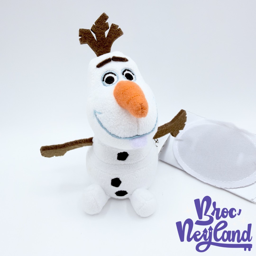 Peluche-épaule-Olaf-Disney-Parks-disneyland-La-Reine-des-Neiges-peluche-aimantée-14-cm (1)