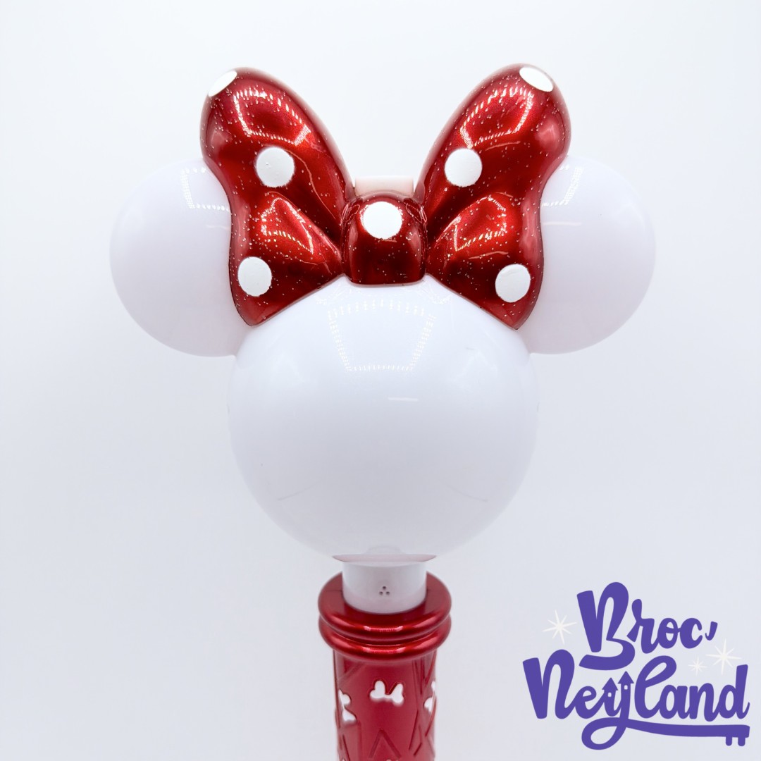 Baguette-à-bulles-Minnie-Mouse-lumineuse-Disneyland-Paris-Disney-musicale-plastique-magique (1)