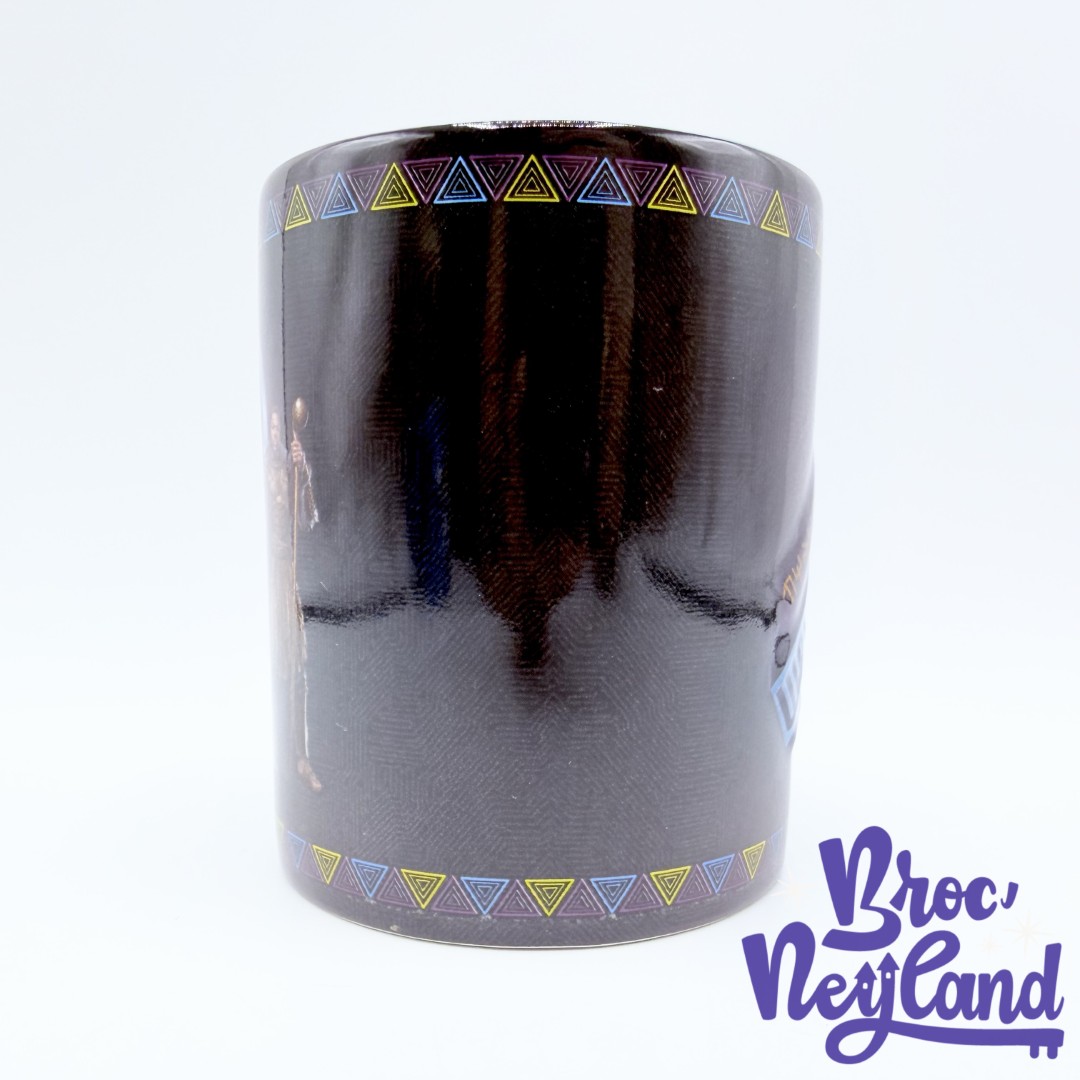 Tasse-Black-Panther-Wakanda-Forever-Marvel-Disney-Store-2022-mug-super-héros-noir (3)