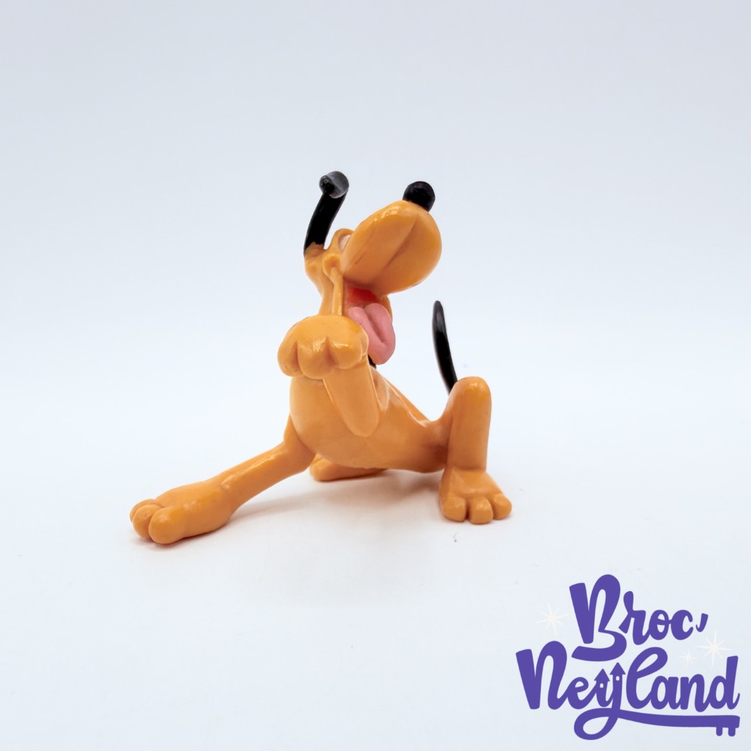 Figurine-Pluto-Disney-Bullyland-chien-jaune-6-cm (3)