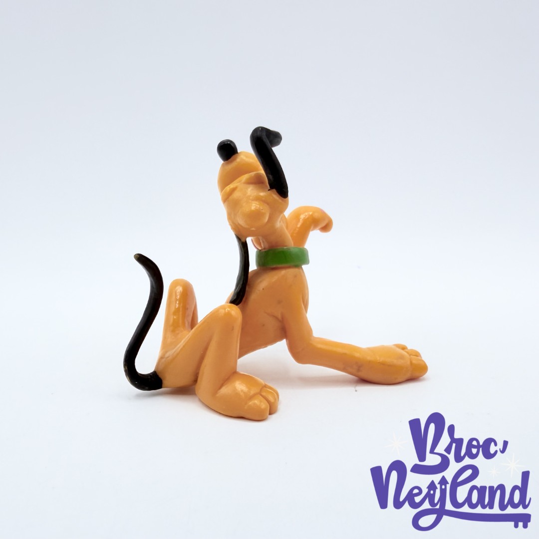 Figurine-Pluto-Disney-Bullyland-chien-jaune-6-cm (2)