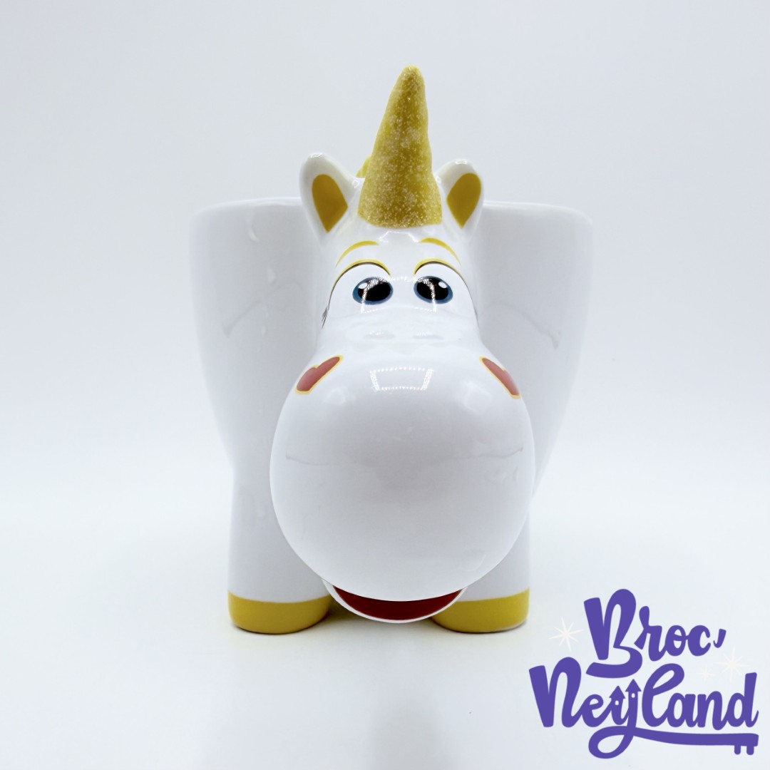 Tasse-Bouton-or-Toy-Story-3-Disneyland-Paris-DisneY-mug-licorne-blanc-relief-3D (2)