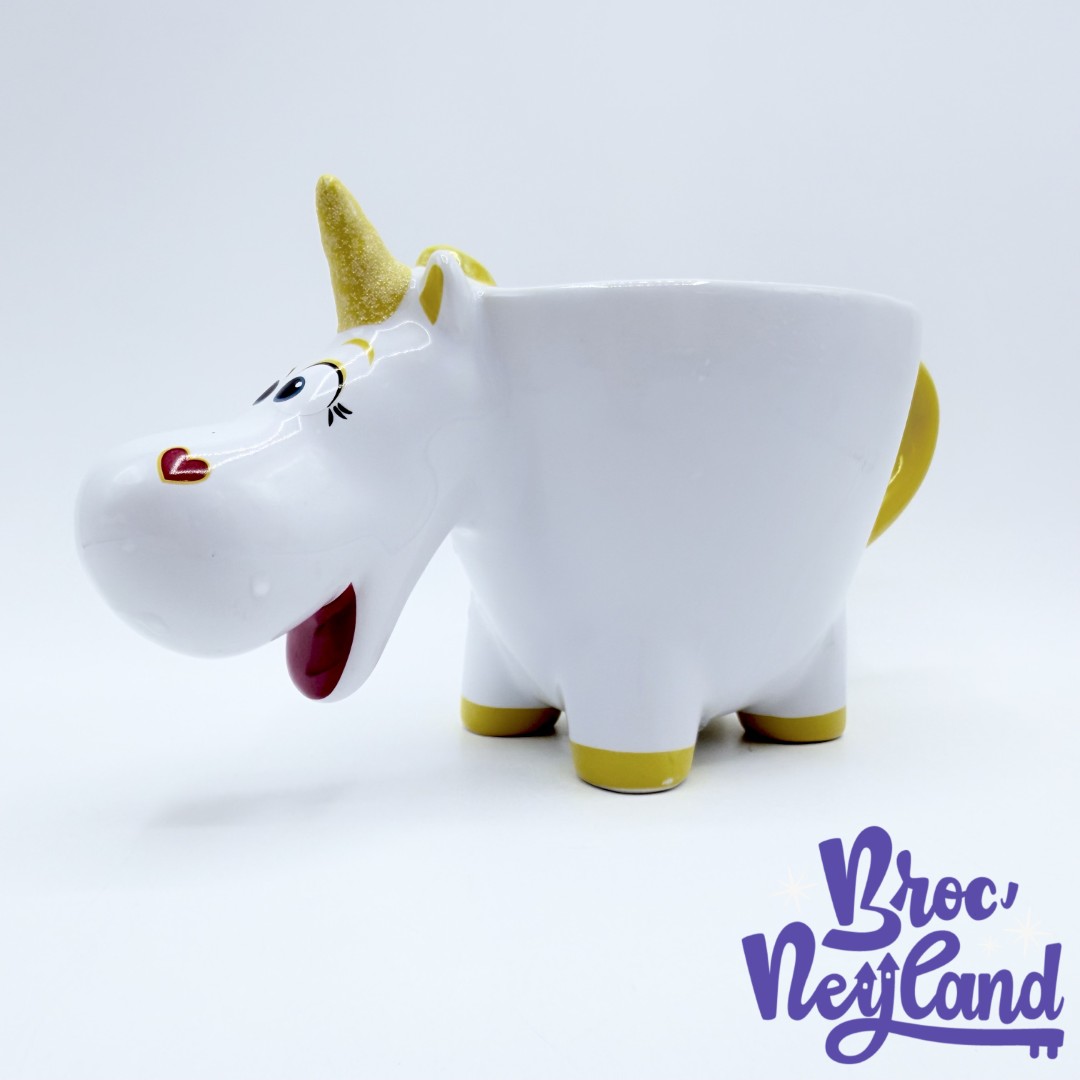Tasse-Bouton-or-Toy-Story-3-Disneyland-Paris-DisneY-mug-licorne-blanc-relief-3D (1)