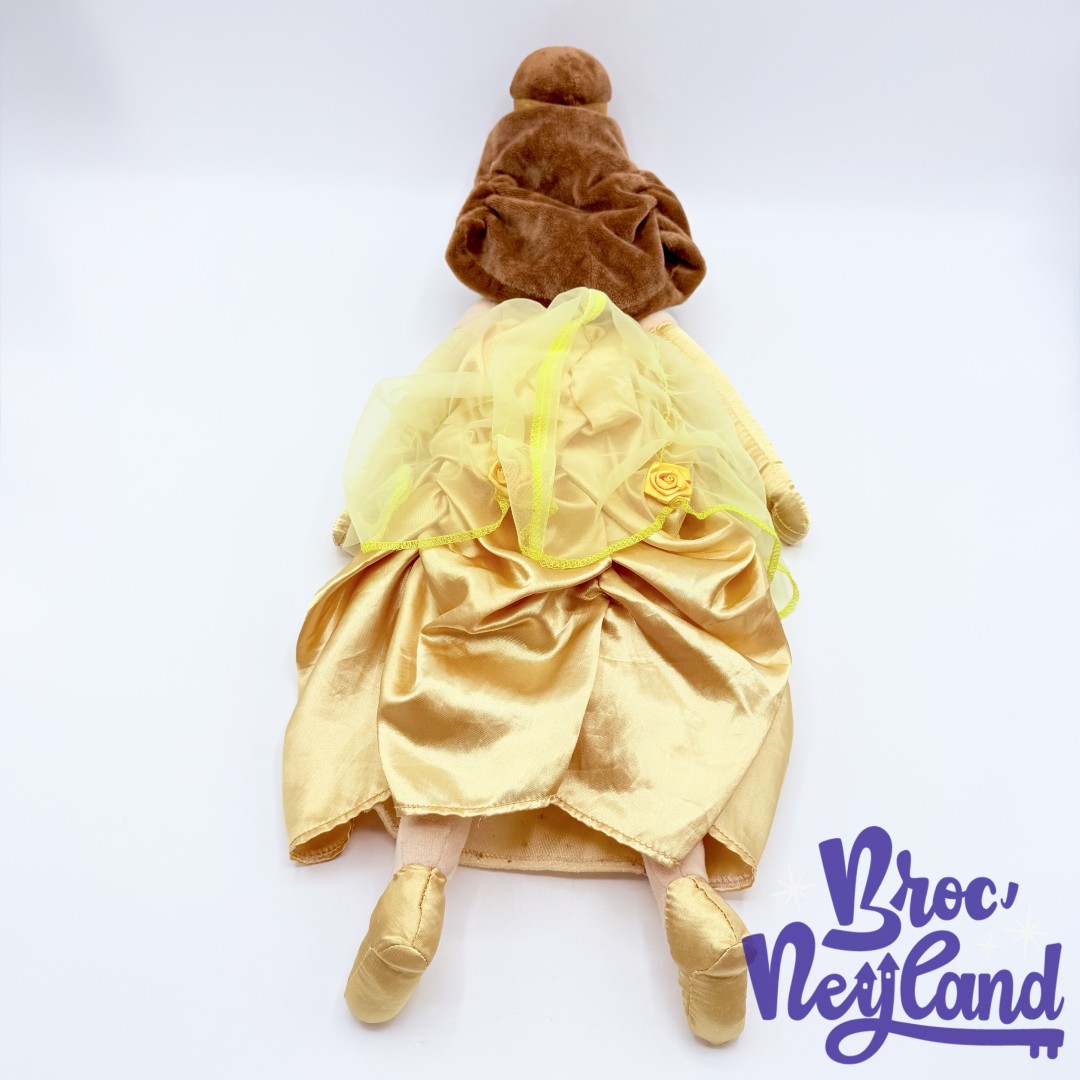 Poupée-chiffon-Belle-La-Belle-et-la-Bête-Disneyland-Paris-2017-peluche-princesse-jaune-52-cm (3)