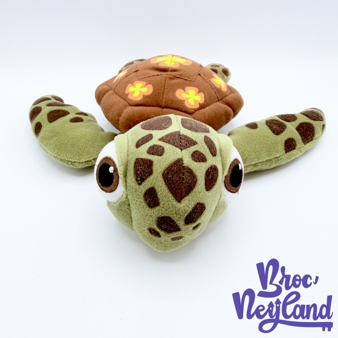Peluche-Squiz-Tortue-Le-Monde-de-Nemo-Disney-Parks-2016-Disneyland-vert-marron-32-cm (5)