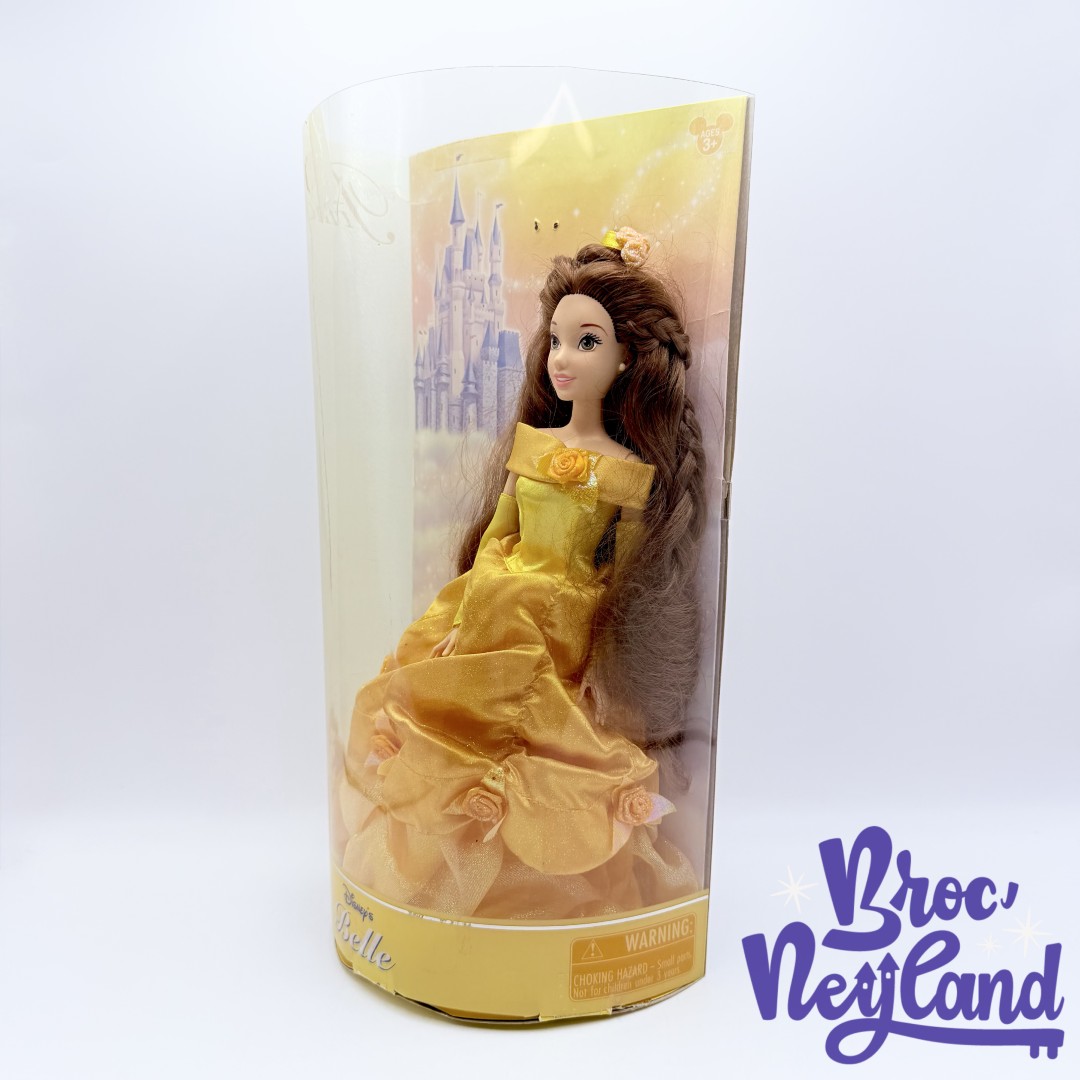 Poupée-Belle-La-Belle-et-la-Bête-Disney-Parks-Collection-princesse-boite (5)