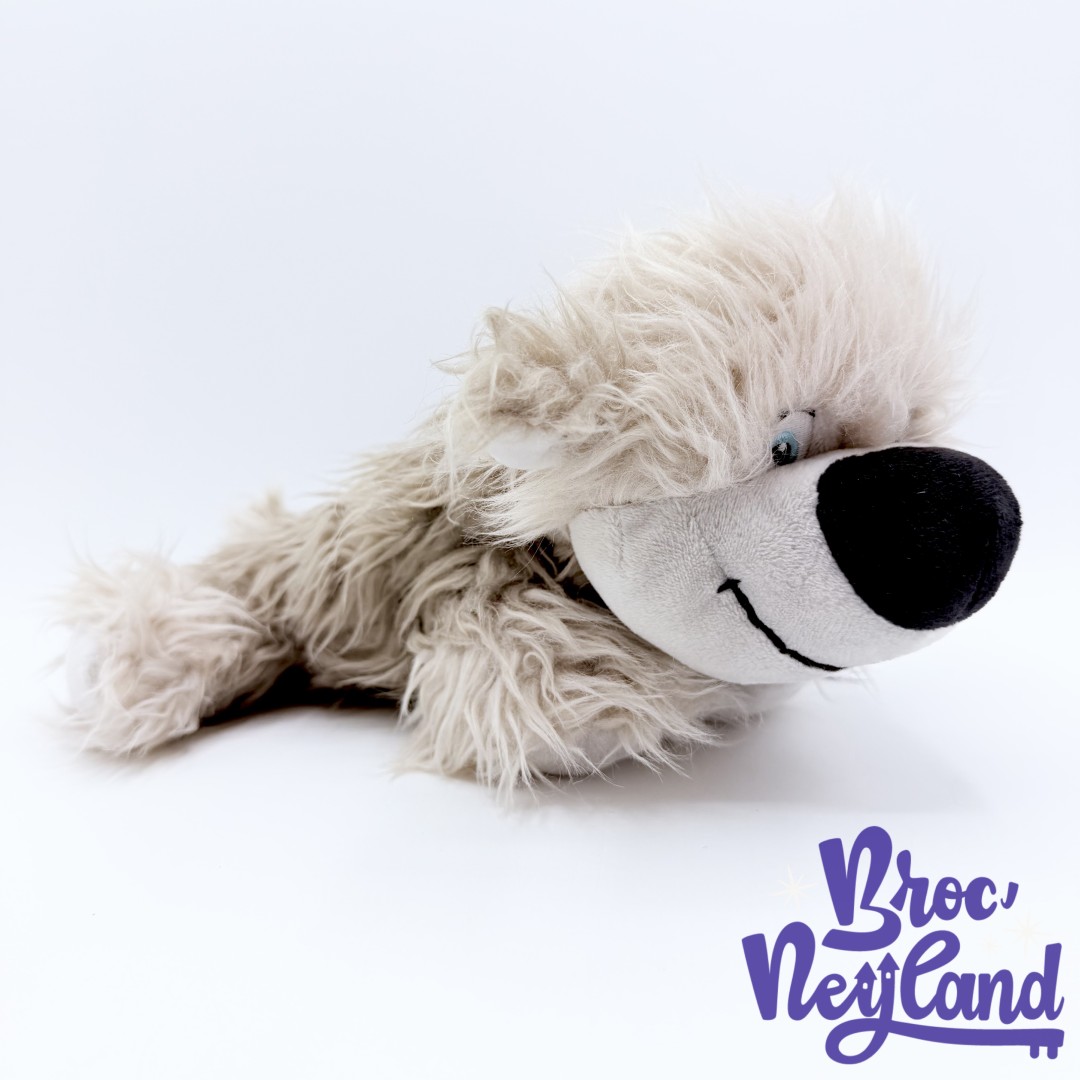 Trousse-Max-Chien-La-Petite-Sirène-Disney-Store-peluche-gris-28-cm (3)