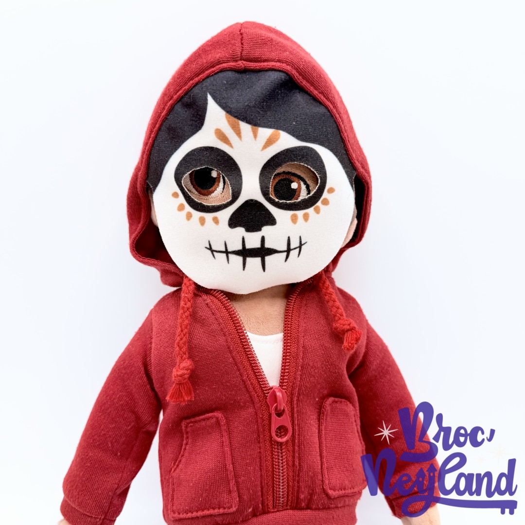 Poupée-chiffon-Miguel-Coco-Disney-Parks-2017-Disneyland-peluche-capuche-squelette-55-cm (2)