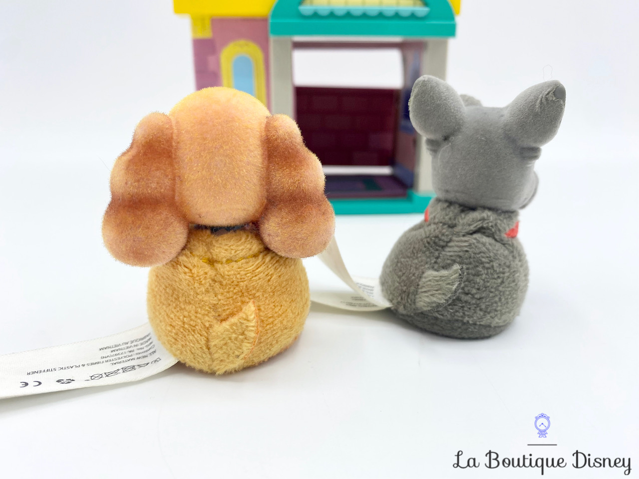 jouet-furrytales-friends-la-belle-et-le-clochard-disney-store-lady-jock-maison-rose-1