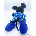 peluche-mickey-mouse-dort-dodo-disney-parks-disneyland-nuit-couché-5