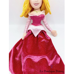 poupée-chiffon-aurore-la-belle-au-bois-dormant-disneyland-disney-peluche-princesse-rose-53-cm-10