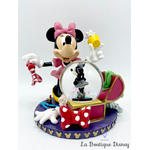 boule-a-neige-minnie-mouse-garde-robe-costume-accessoires-disneyland-disney-snowglobe-8