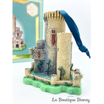 ornement-disney-castle-collection-rebelle-chateau-9-édition-limitée-disney-store-boule-noel-suspension-5