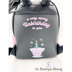 sac-a-dos-loungefly-chapelier-fou-alice-au-pays-des-merveilles-disney-tasse-non-anniversaire-8