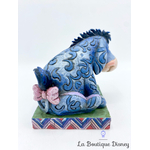 figurine-showcase-collection-bourriquet-fidèle-compagnon-disney-traditions-jim-shore-winnie-ourson-true-blue-companion-4010025-7