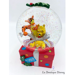 boule-a-neige-winnie-tigrou-noel-2008-disney-store-exclusive-snow-globe-cadeau-9