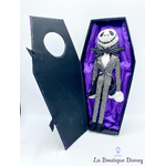 peluche-cercueil-jack-skellington-disney-store-étrange-noel-mr-jack-violet-tombe-2