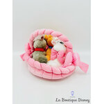 peluche-panier-aristochats-disneyland-paris-disney-couffin-rose-marie-berlioz-toulouse-chats-3