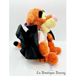 peluche-musicale-tigrou-vampire-halloween-disneyland-paris-disney-2002-winnie-ourson-automate-6