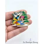 Pin-Mickey-Minnie-Ice-Skating-Winter-Hiver-2007-Edition-limitée-900-Disneyland-Paris-Pin-hiver-07-58906