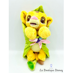 peluche-simba-le-roi-lion-couffin-disneyland-paris-disney-couverture-feuille-verte-1