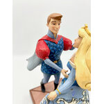 Figurine Jim Shore Aurore Prince Bal La Belle au Bois Dormant Disney Traditions Showcase Collection 4059733 Swept Up in the Moment