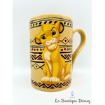 tasse-simba-le-roi-lion-disney-parks-2019-mug-jaune-motifs-geometrique-2