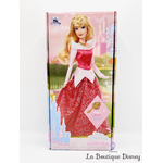 poupée-aurore-la-belle-au-bois-dormant-disney-princess-small-world-disney-store-mannequin-2