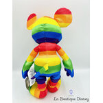 peluche-mickey-mouse-rainbow-arc-en-ciel-disney-store-couleurs-5