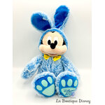 peluche-mickey-mouse-paques-disney-store-2021-lapin-bleu-0