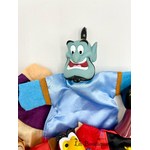 marionnettes-aladdin-abu-jafar-génie-disney-jouets-main-3