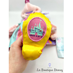 peluche-minnie-mouse-main-attraction-4-12-its-a-small-world-disney-store-édition-limitée-2
