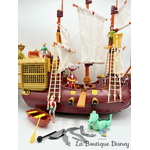 jouet-figurines-bateau-capitaine-crochet-peter-pan-pirates-disney-heroes-famosa-vintage-0