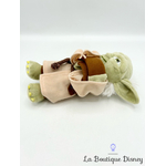 peluche-bracelet-yoda-disney-parks-disneyland-star-wars-peluche-poignet-clap-3