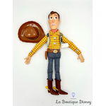 jouet-woody-parle-ficelle-talking-woody-disneyland-paris-2019-disney-toy-story-poupée-figurine-cow-boy-8