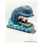 figurine-jim-shore-pinocchio-monstre-de-baleine-whale-disney-traditions-showcase-collection-enesco-3