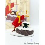 livre-figurine-de-collection-résine-arthur-merlin-enchanteur-disney-hachette-encyclopédie-3