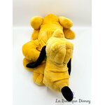 peluche-pluto-coussin-couché-disney-parks-disneyland-chien-jaune-dort-oreiller-3