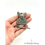 Pin Dangler Sabre Opening Edition Disneyland Paris 2011 Pirates of the Caribbean On Stranger Tides Logo 157025