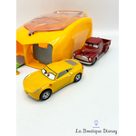 jouet-lanceurs-cars-3-disney-store-boite-jaune-voiture-métal-coffret-1-3