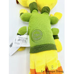 peluche-terri-terry-perry-disney-store-écusson-monstres-academy-jaune-vert-têtes-5