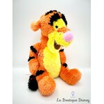 peluche-tigrou-poils-longs-disneyland-paris-disney-winnie-ourson-tigre-orange (7)