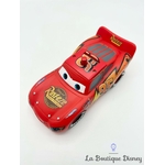 tirelire-parlante-flash-mcqueen-cars-disney-lansay-voiture-rouge-sonore (1)